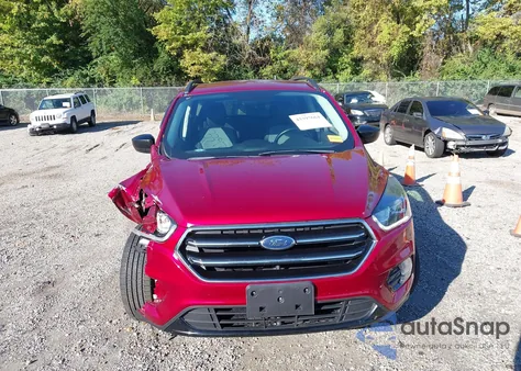 2018 Ford Escape Se из США, поврежденный, VIN 1FMCU9GD5JUD25151